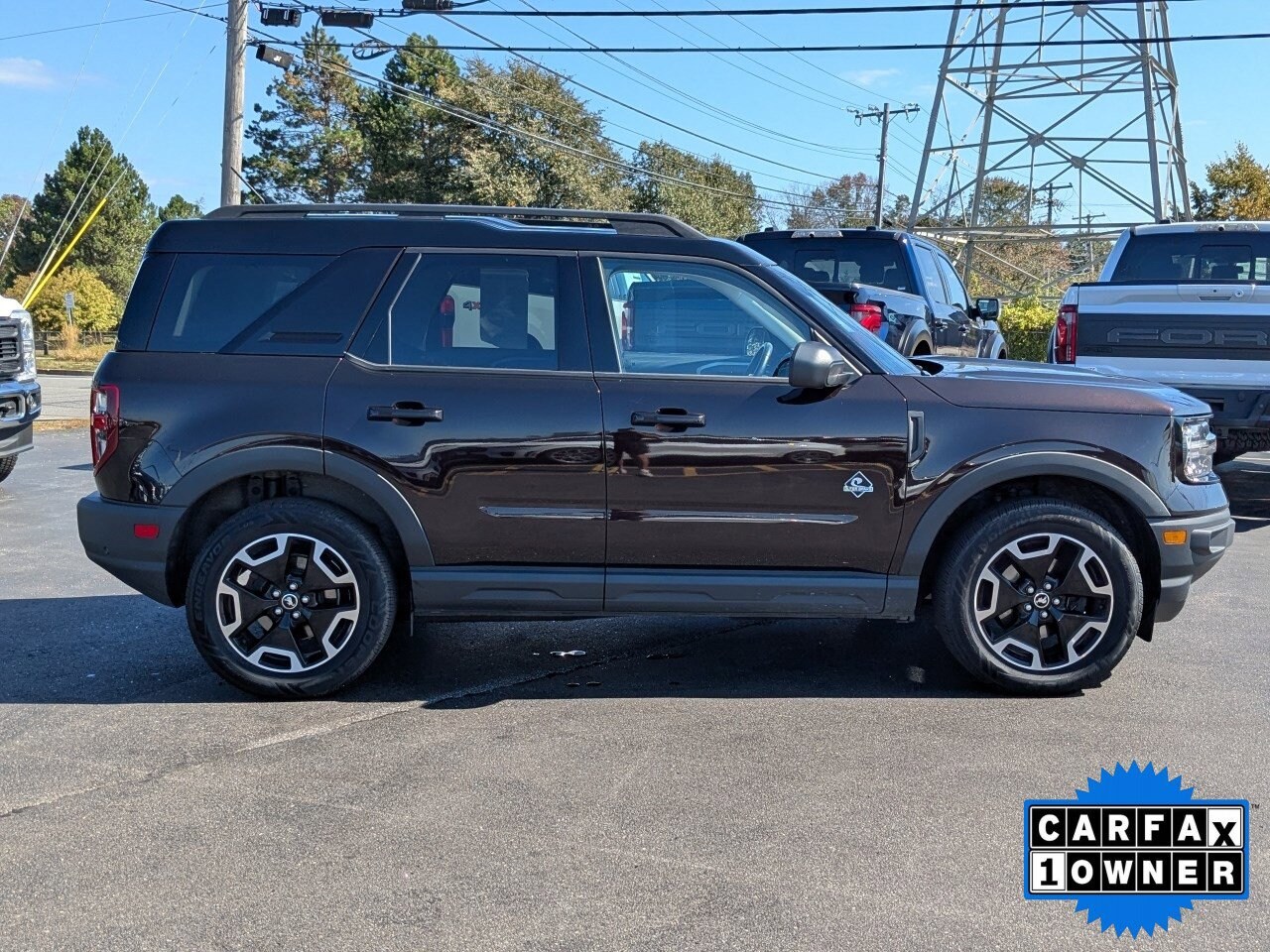 2021 Ford Bronco Sport Outer Banks photo 2