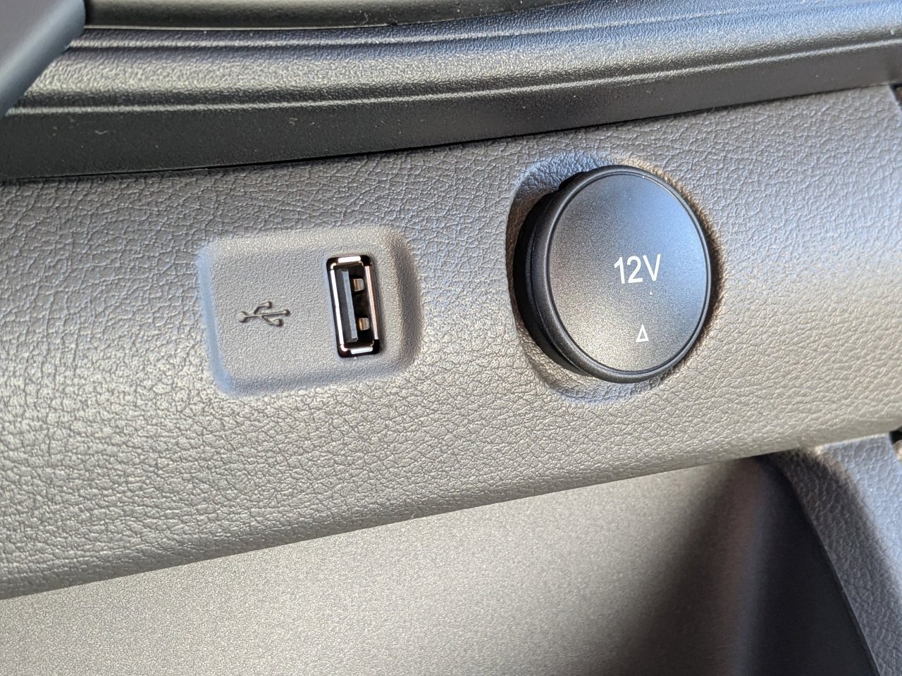 2025 Ford Transit Van Base - Photo 23