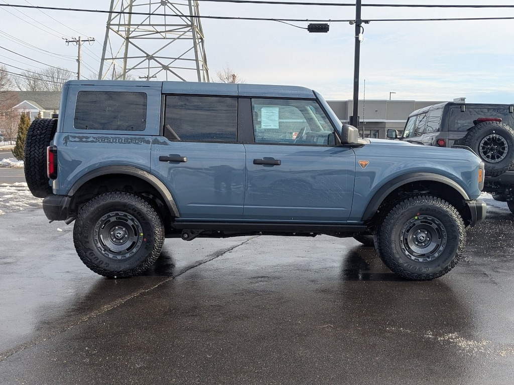New 2025 Ford Bronco Badlands SUV
