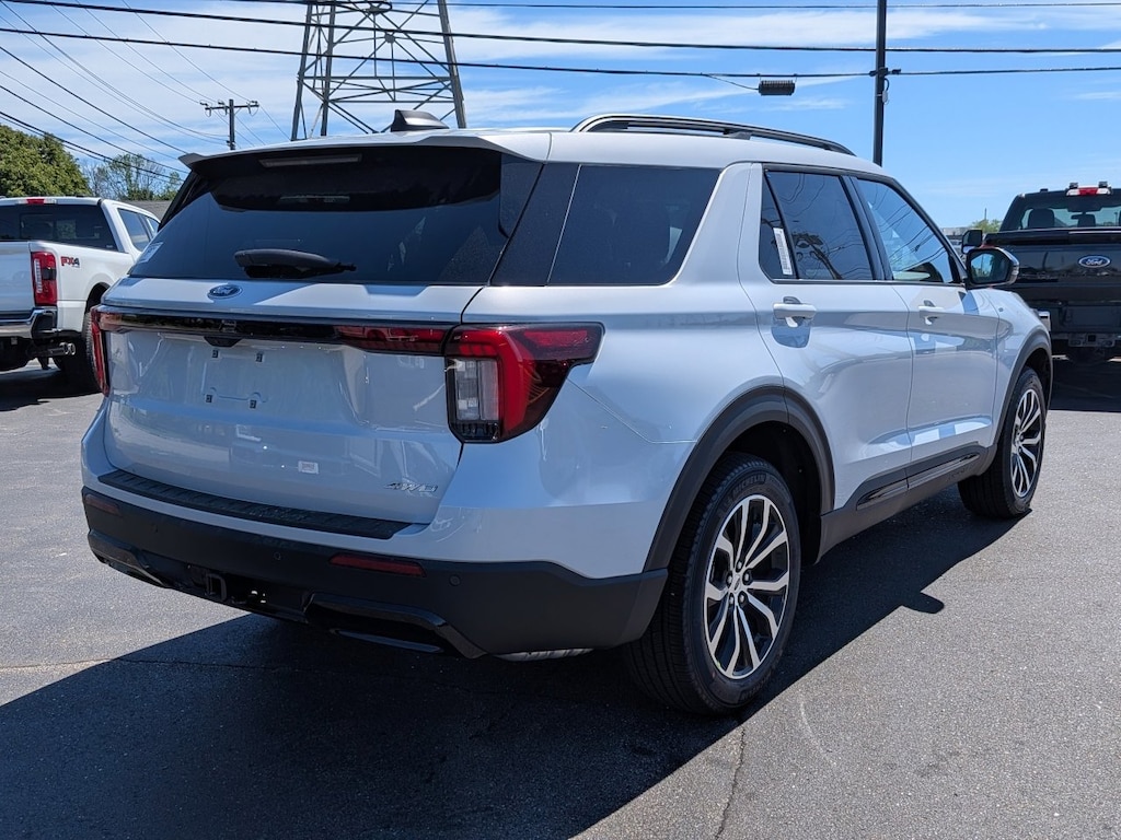New 2026 Ford Explorer ST-Line SUV