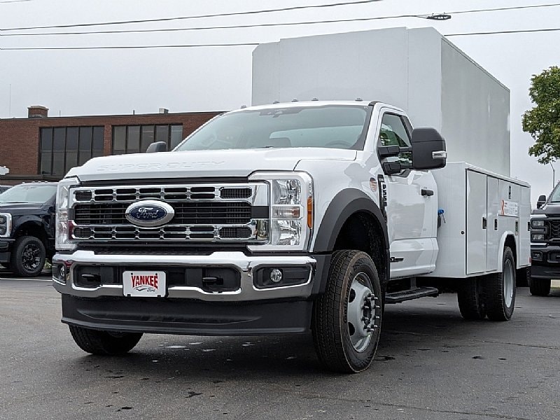 2025 Ford F-550 Super Duty Chassis Cab XL - Photo 8
