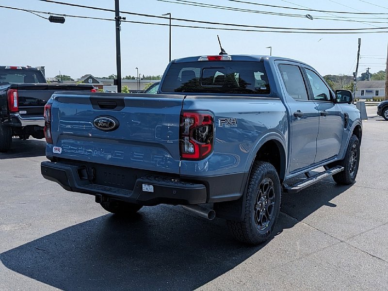 2025 Ford Ranger XLT photo 2