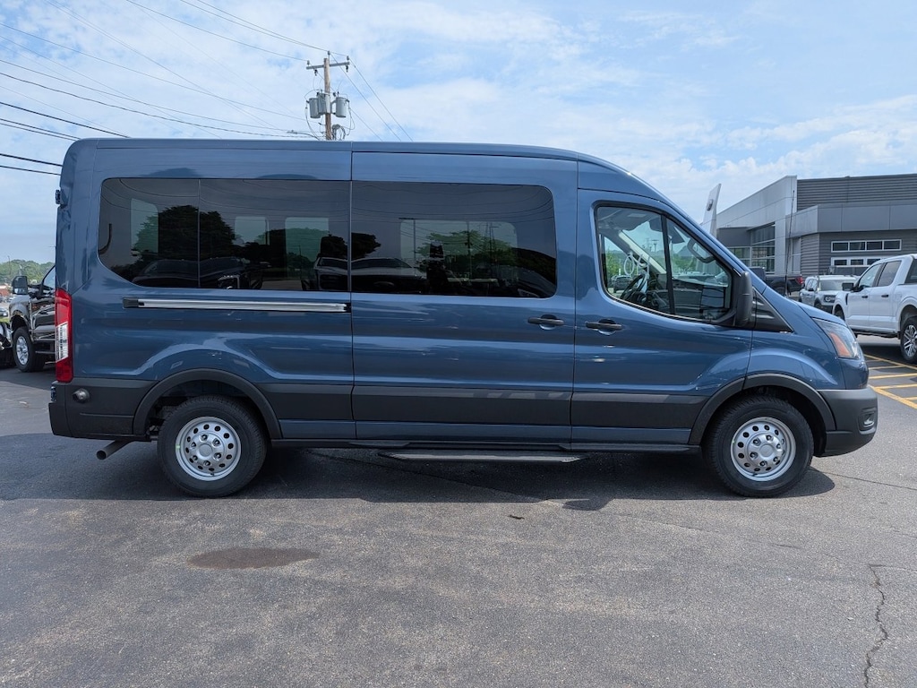 New 2026 Ford Transit Passenger Wagon T-350 VAN