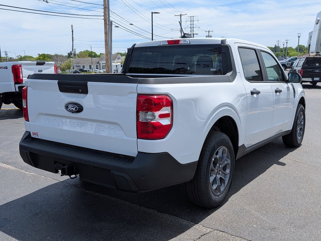New 2026 Ford Maverick XLT TRUCK