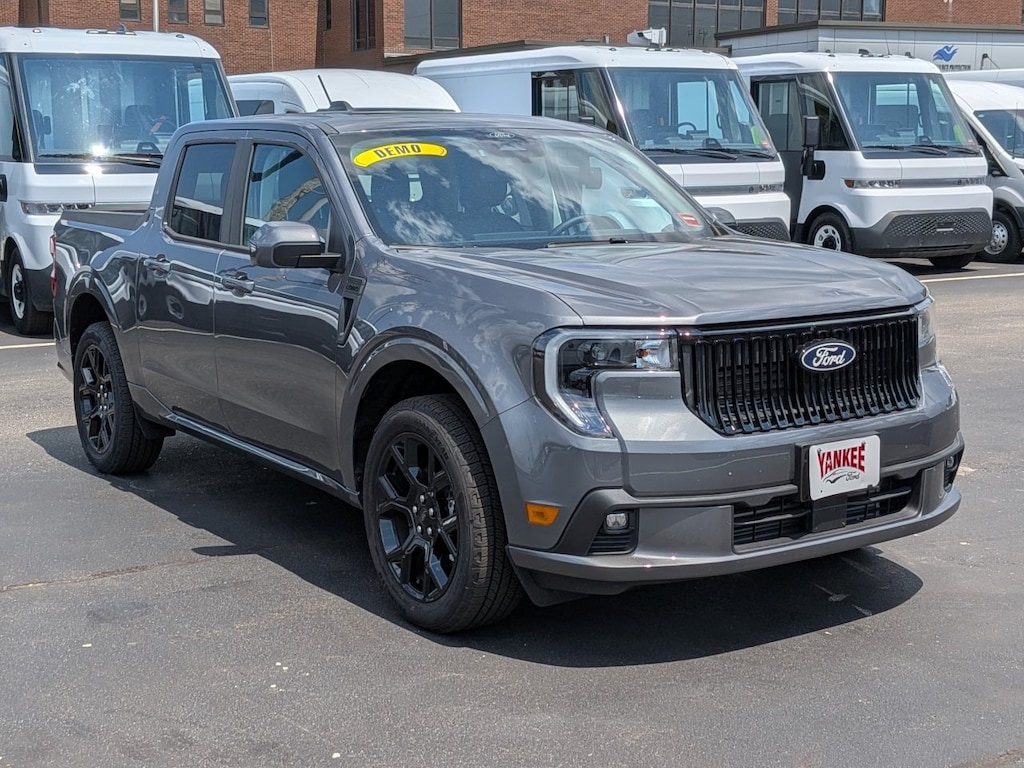 New 2026 Ford Maverick Lobo Standard TRUCK