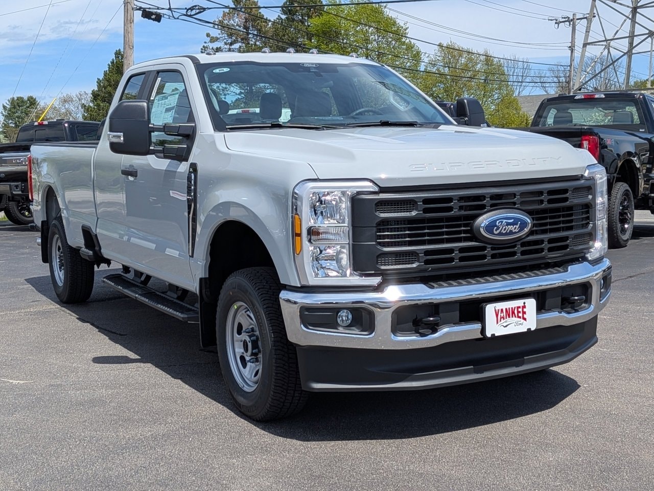 2026 Ford F-250 XL 4x4 SuperCab 8' Box's photo