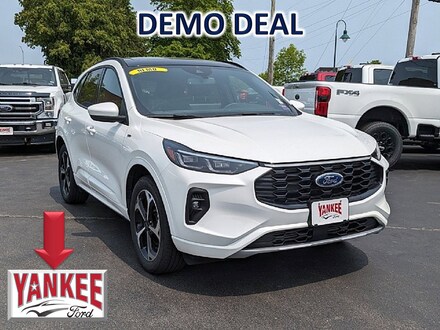 2025 Ford Escape ST-Line Elite SUV