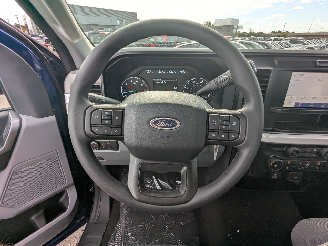 2026 Ford F-350 Super Duty XL - Photo 15