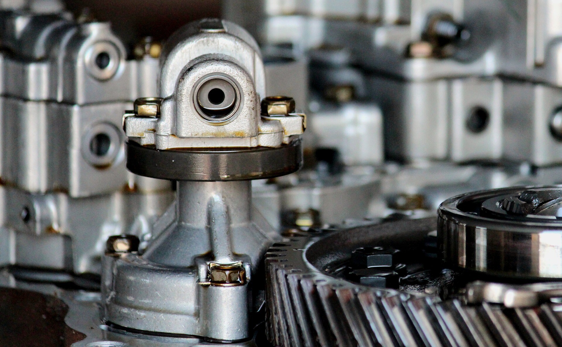 motor-1381995_1920.jpg