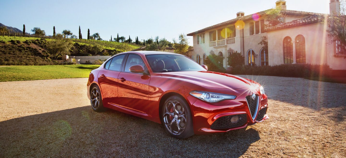 2018 Alfa Romeo Giulia.jpg