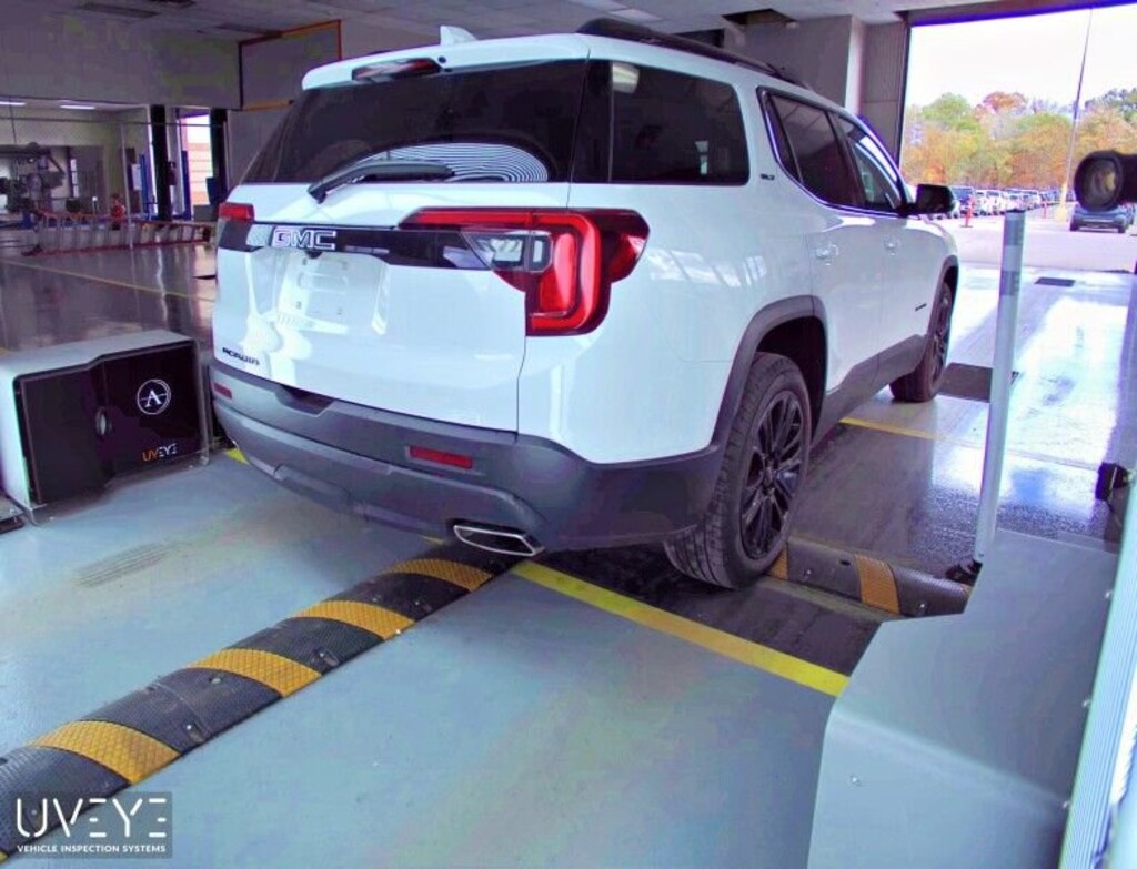 Used 2023 GMC Acadia SLT SUV