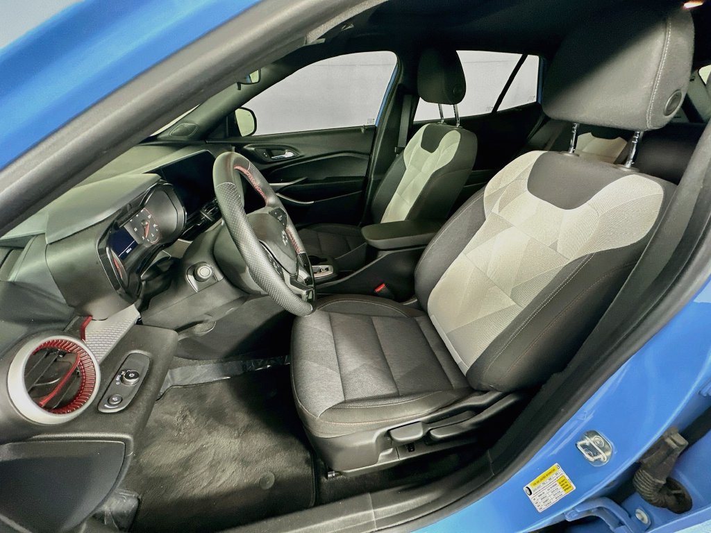 2024 Chevrolet Trax RS - Photo 28