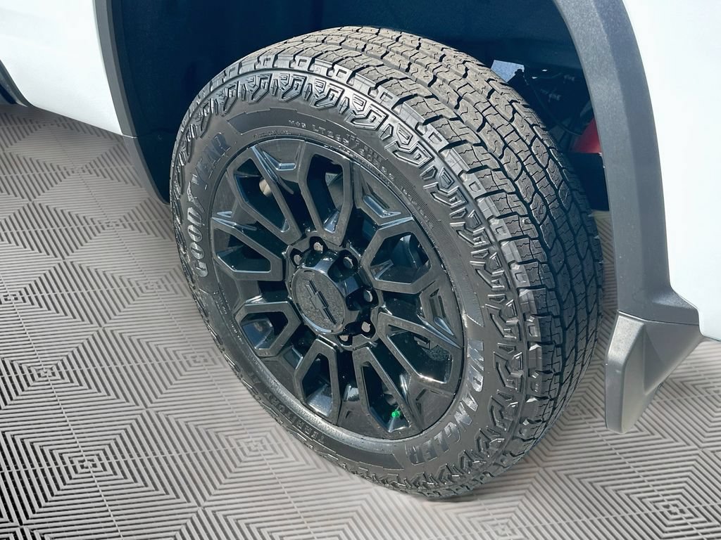 2026 Chevrolet Silverado 2500 HD High Country - Photo 37