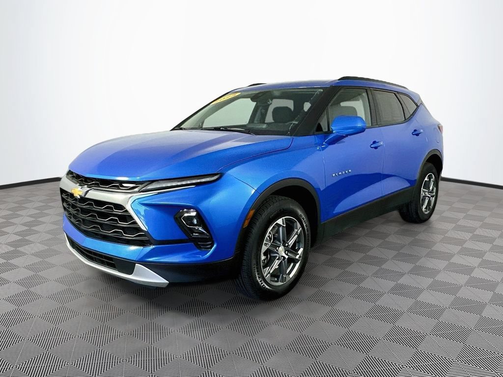 2025 Chevrolet Blazer 2LT - Photo 5