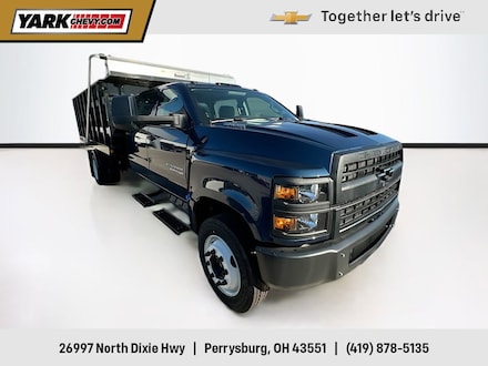 2023 Chevrolet Silverado 5500 HD Work Truck Truck Crew Cab