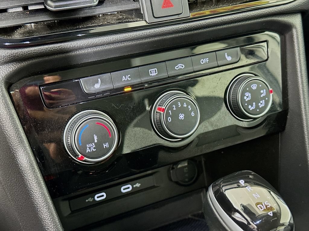 2023 Volkswagen Taos SE - Photo 22