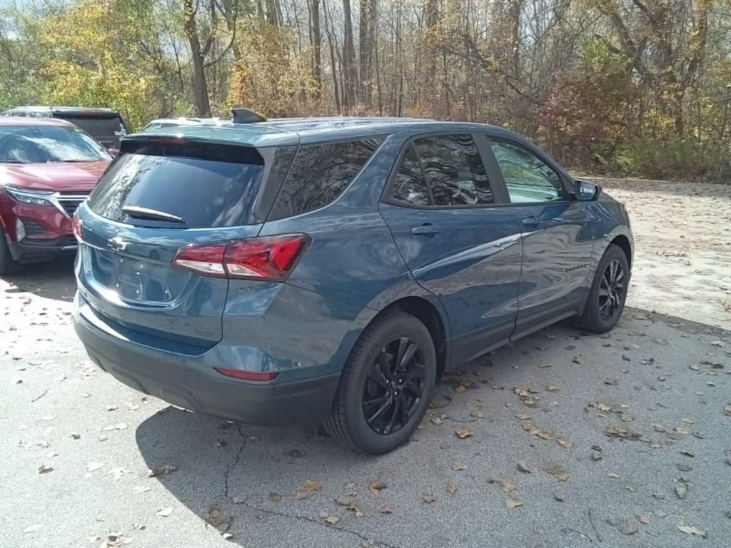 Used 2024 Chevrolet Equinox LS SUV