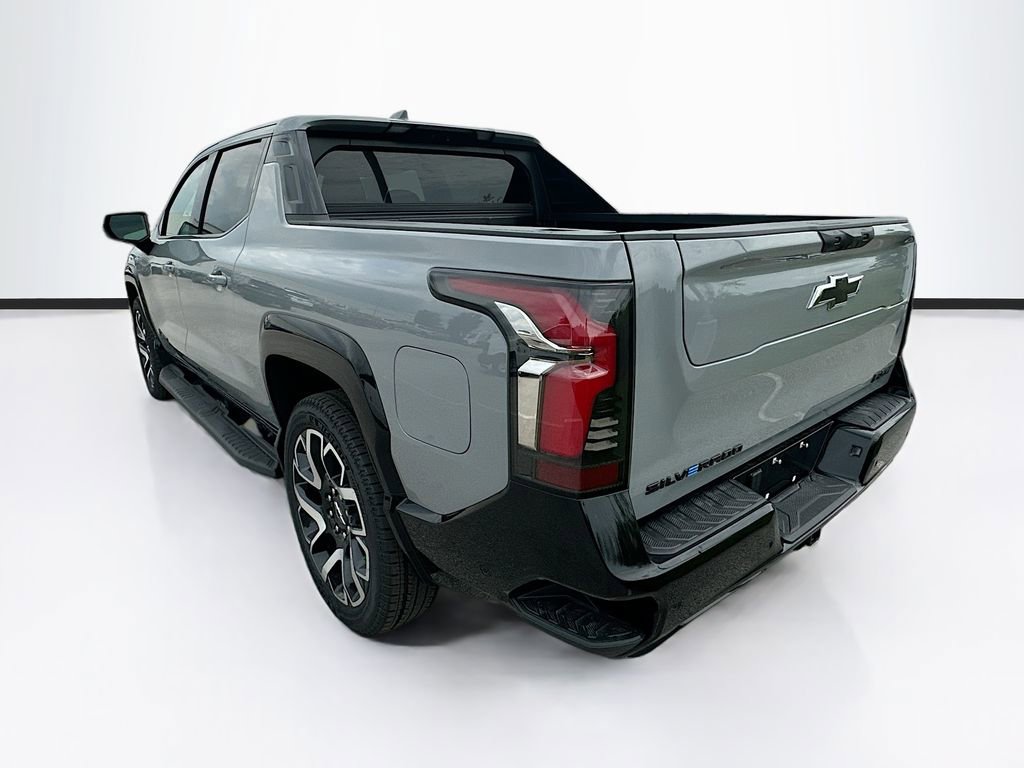 2025 Chevrolet Silverado EV RST - Photo 6