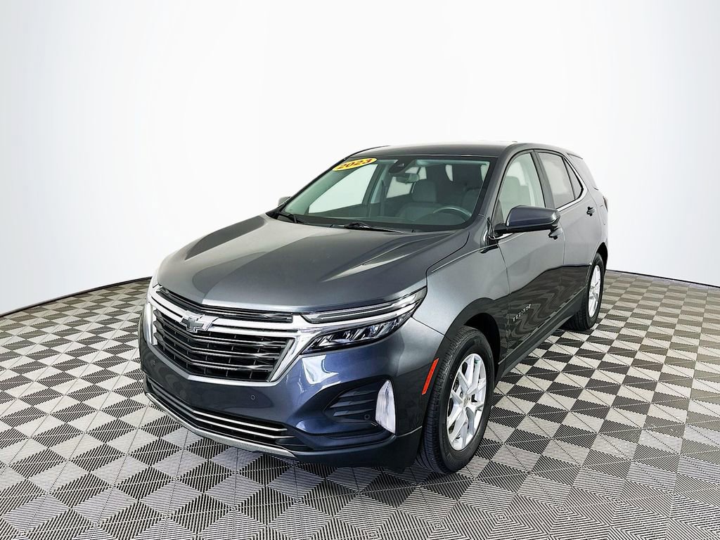 2023 Chevrolet Equinox LT photo 2