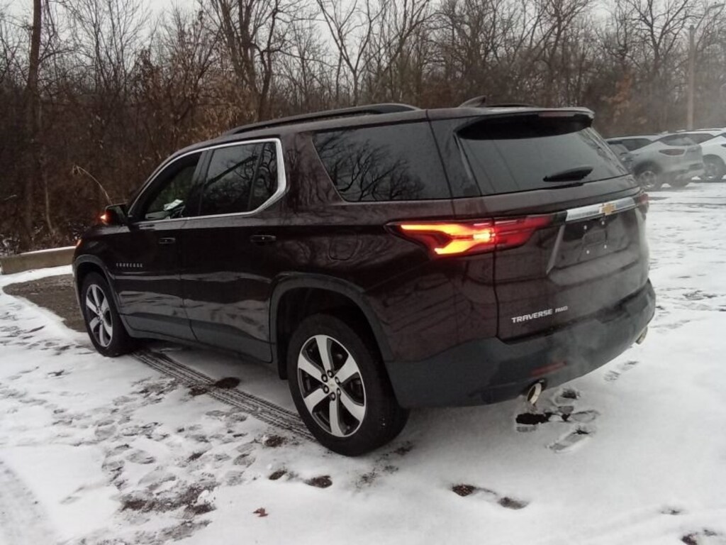 Used 2023 Chevrolet Traverse LT Leather SUV