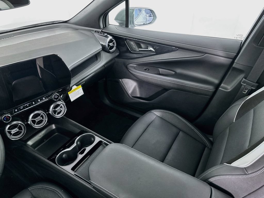 2024 Chevrolet Blazer EV LT - Photo 32