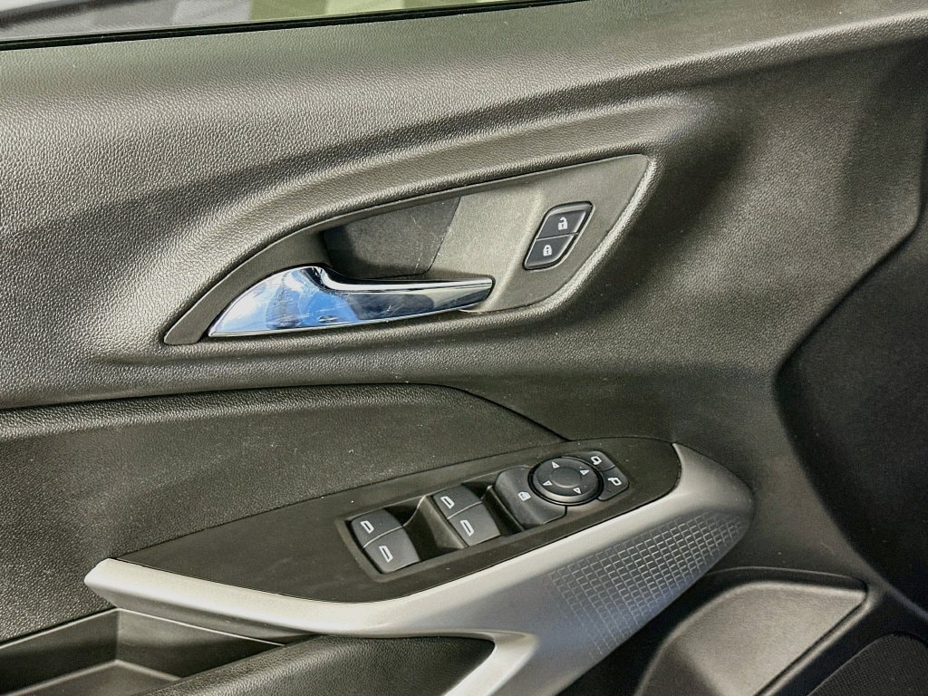 2024 Chevrolet Trax RS - Photo 23