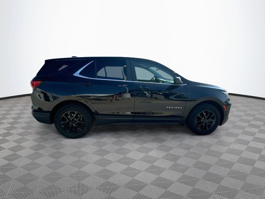 2024 Chevrolet Equinox LT - Photo 11