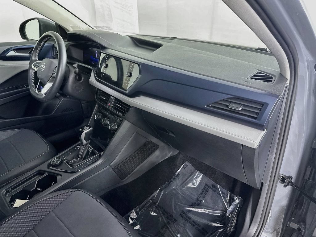 2024 Volkswagen Taos SE - Photo 39