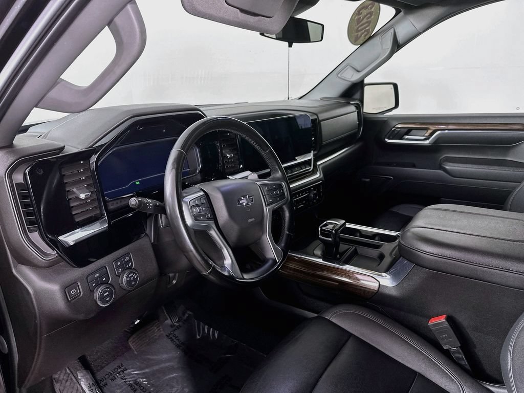 2023 Chevrolet Silverado 1500 RST - Photo 15