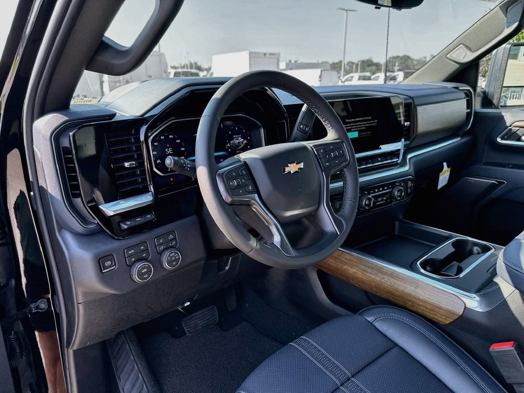 2026 Chevrolet Silverado 3500 HD High Country - Photo 13