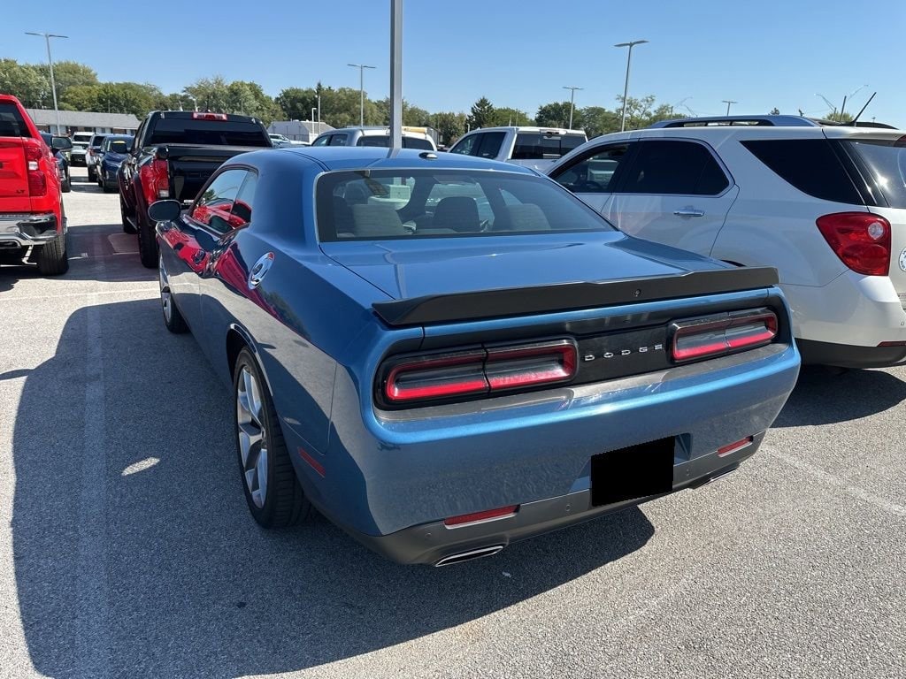 2023 Dodge Challenger GT photo 3