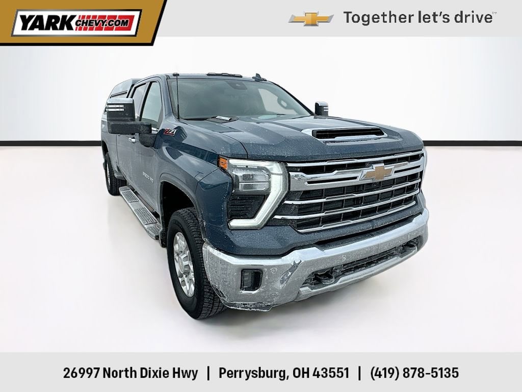 2024 Chevrolet Silverado 3500 HD Truck Crew Cab 