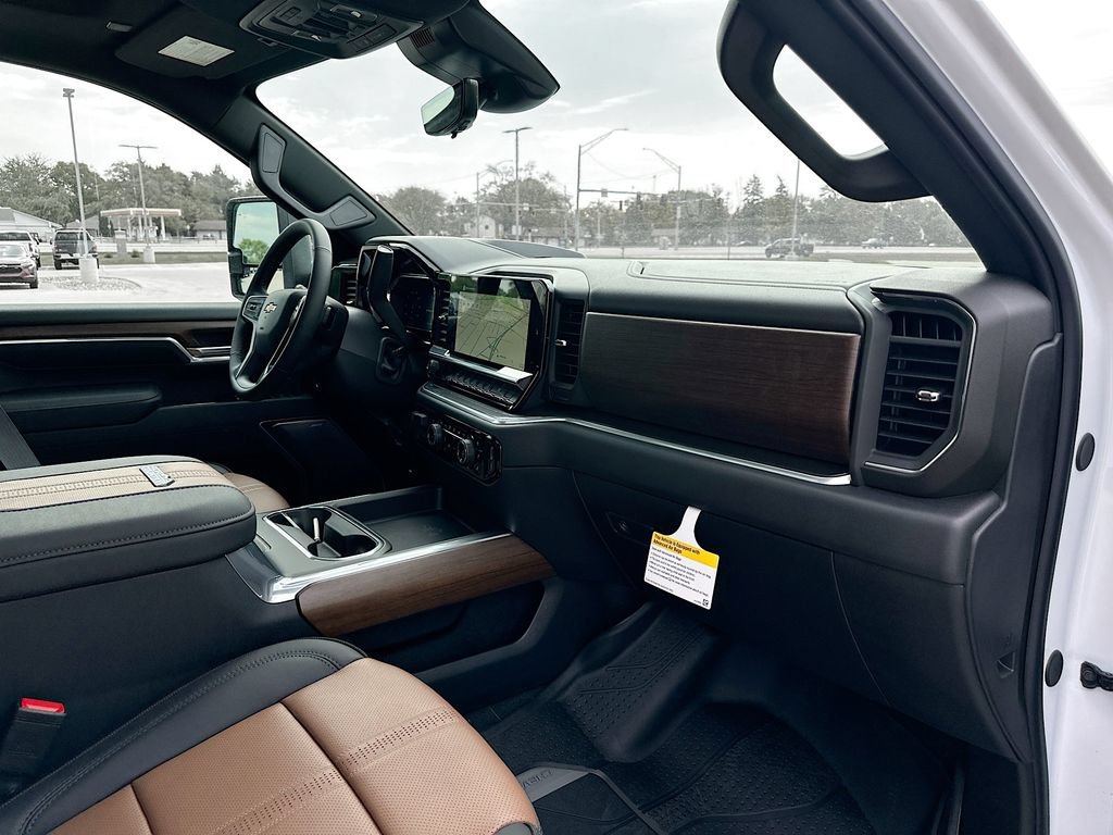 2026 Chevrolet Silverado 3500 HD High Country - Photo 34