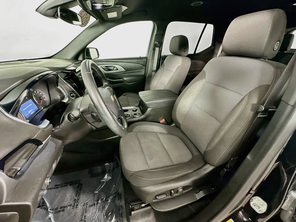 2023 Chevrolet Traverse 1LT - Photo 29