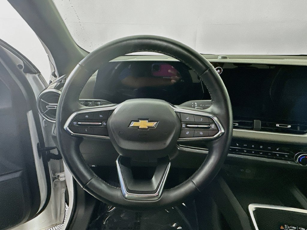 2025 Chevrolet Equinox LT - Photo 17