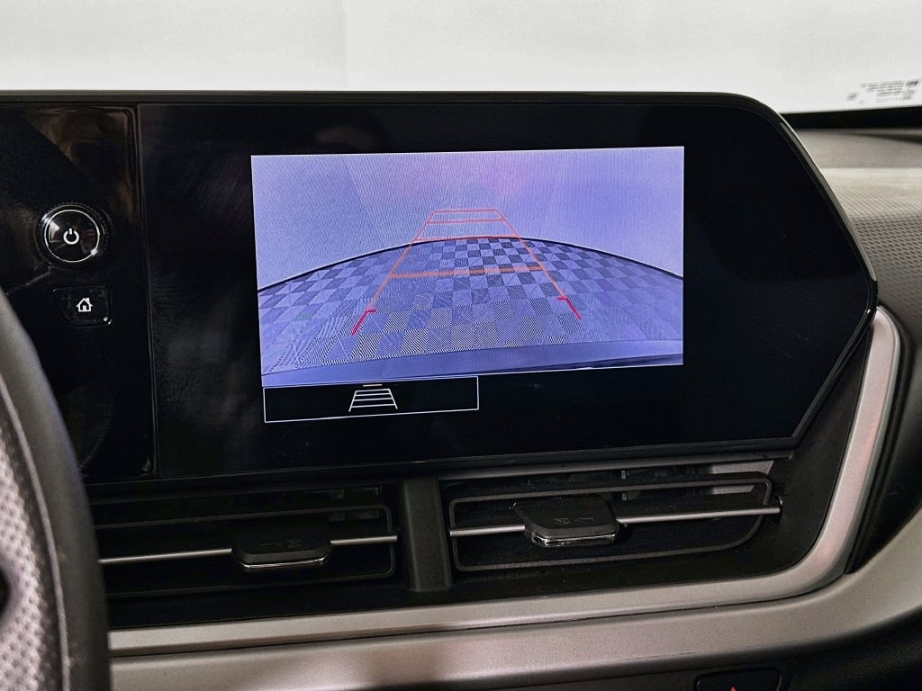 2024 Chevrolet Trax LS - Photo 19