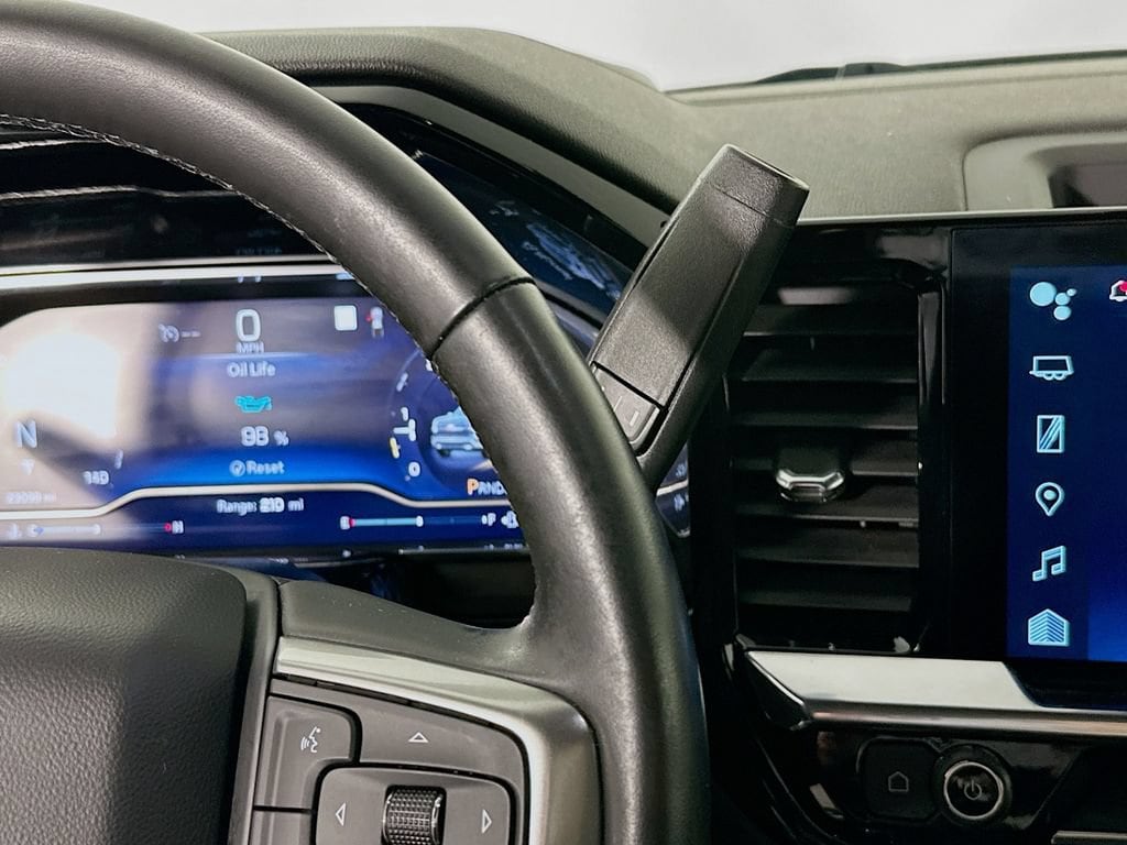 2023 Chevrolet Silverado 1500 LT - Photo 23