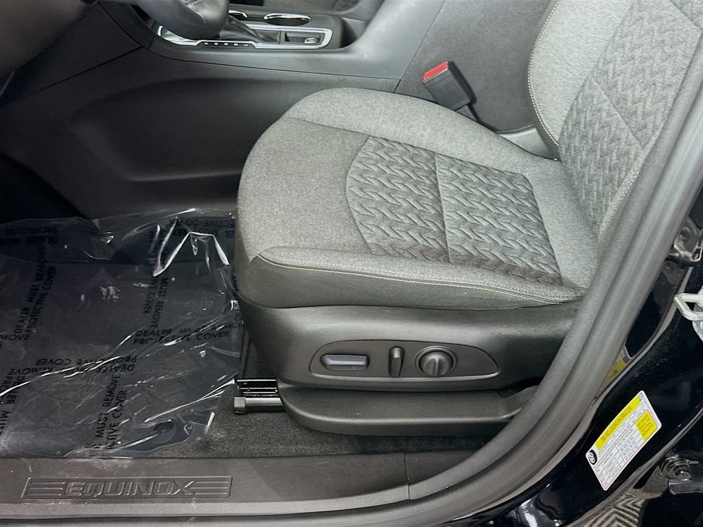 2024 Chevrolet Equinox LT - Photo 27