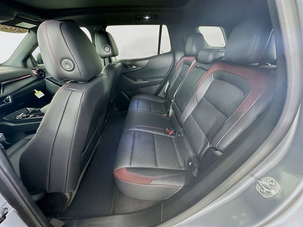 2025 Chevrolet Equinox RS - Photo 34