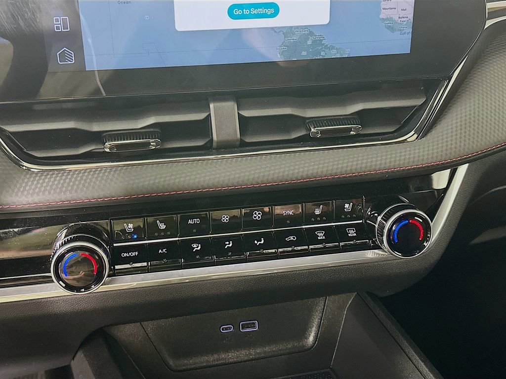 2025 Chevrolet Equinox RS - Photo 23