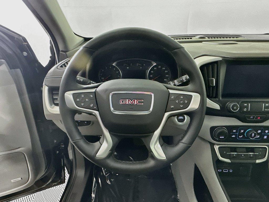 2024 GMC Terrain SLT - Photo 17