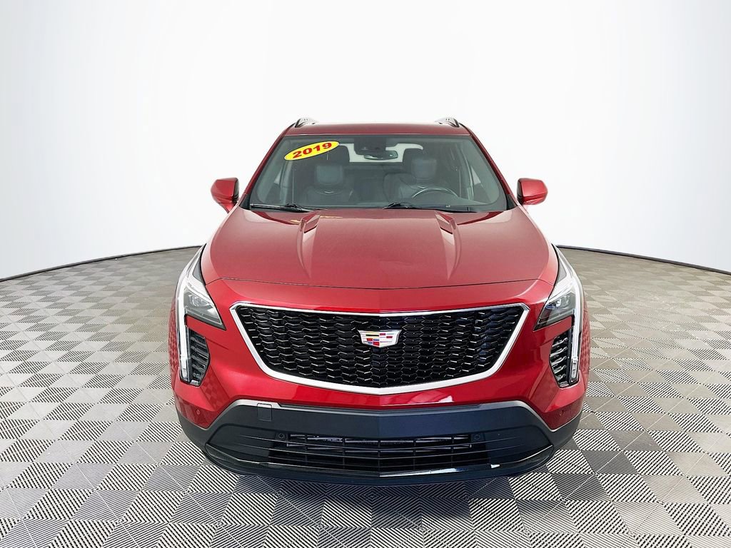 2019 Cadillac XT4 Sport photo 3