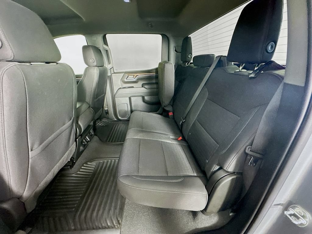 2023 Chevrolet Silverado 1500 LT - Photo 32