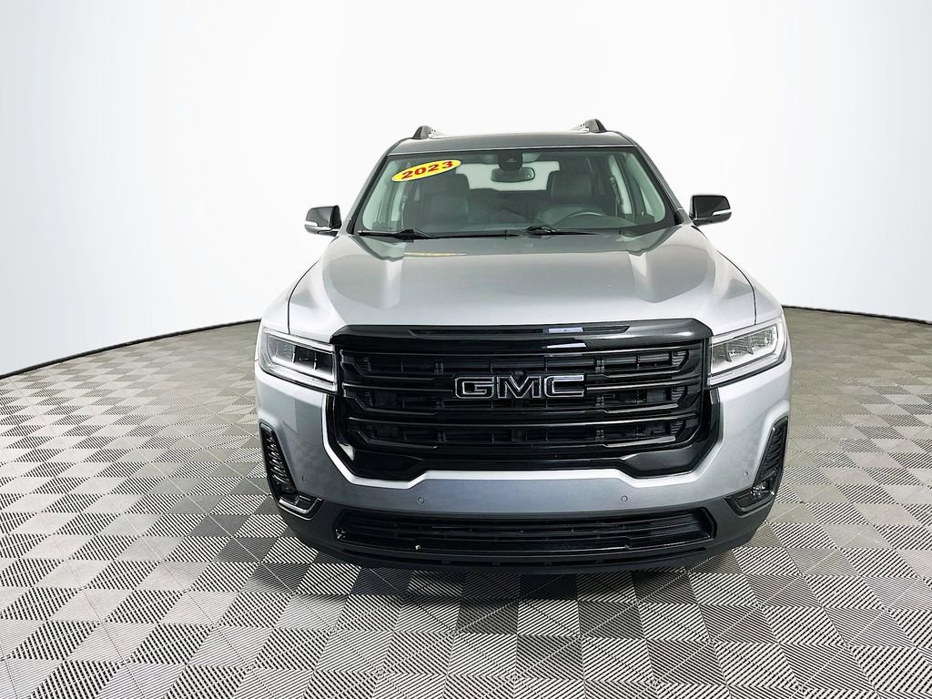 2023 Gmc Acadia SLT photo 2