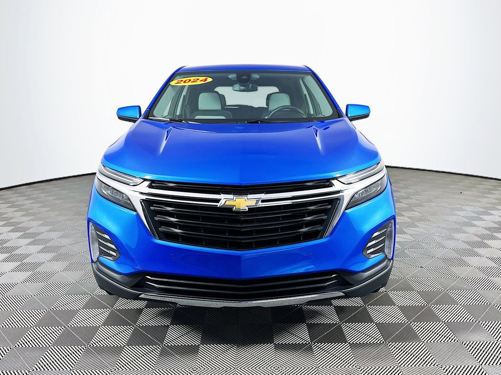 2024 Chevrolet Equinox LT photo 2