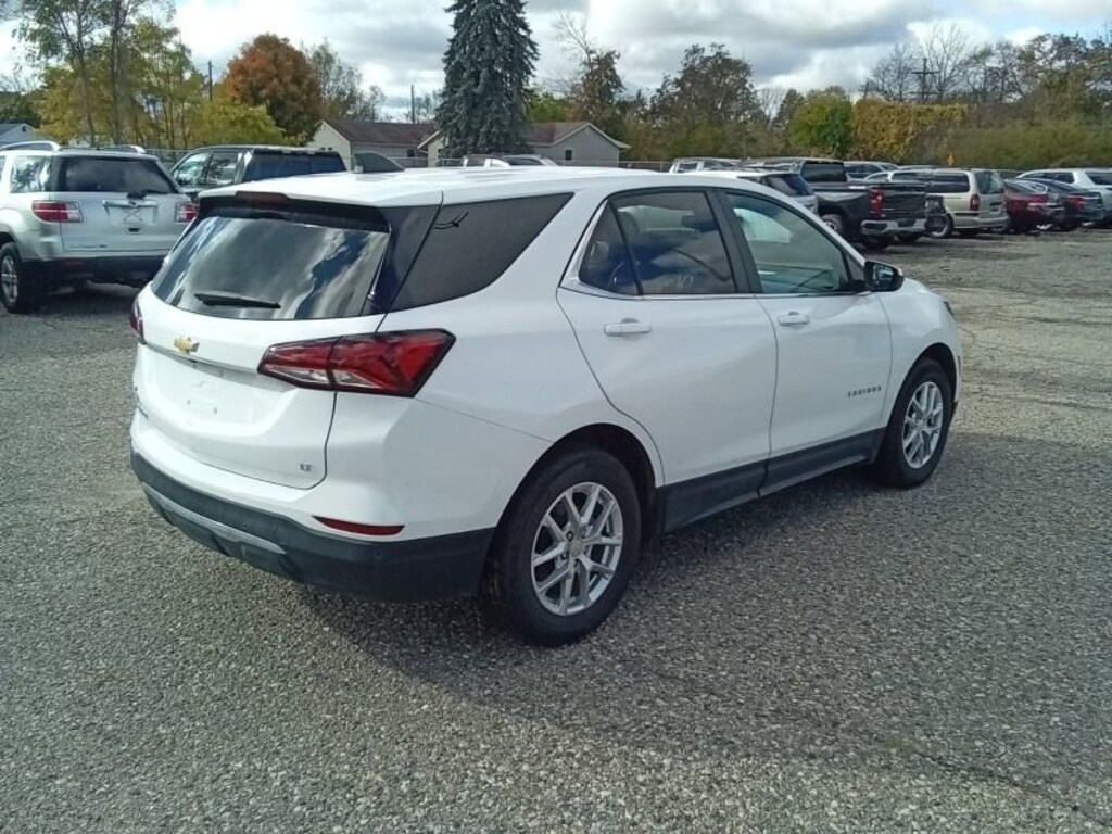 Used 2024 Chevrolet Equinox LT SUV