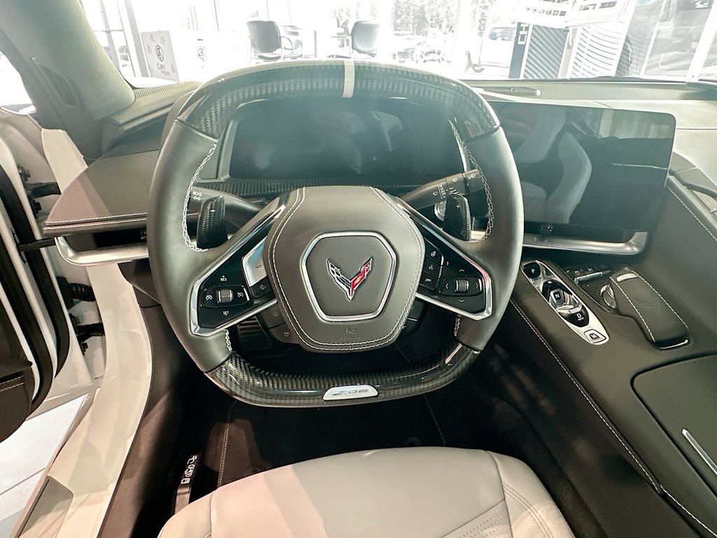 2024 Chevrolet Corvette 3LZ - Photo 15