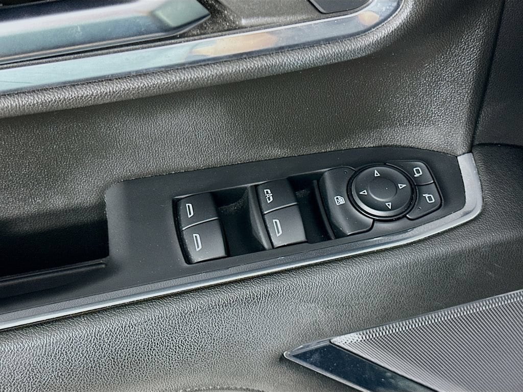 2023 Chevrolet Silverado 1500 LT - Photo 23