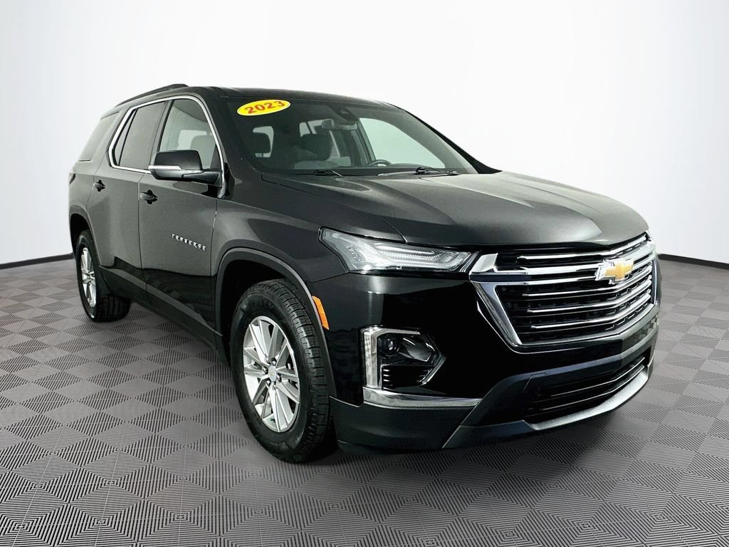 2023 Chevrolet Traverse 1LT - Photo 3