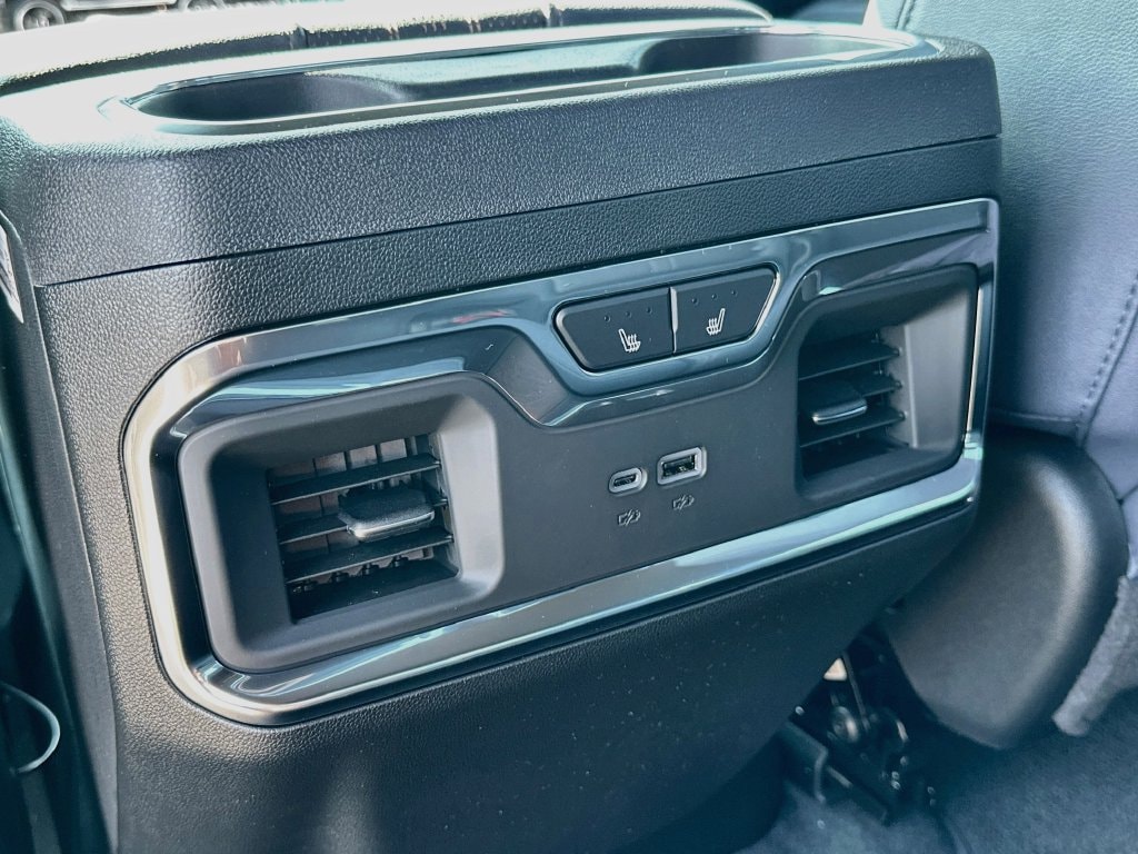 2026 Chevrolet Silverado 3500 HD High Country - Photo 33